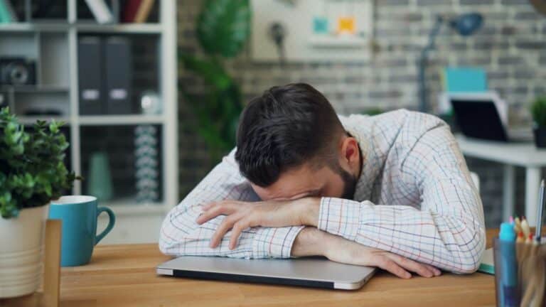 Sfeerbeeld bij: Werkstress verminderen: effectieve strategieën – 12 Krachtige Manieren