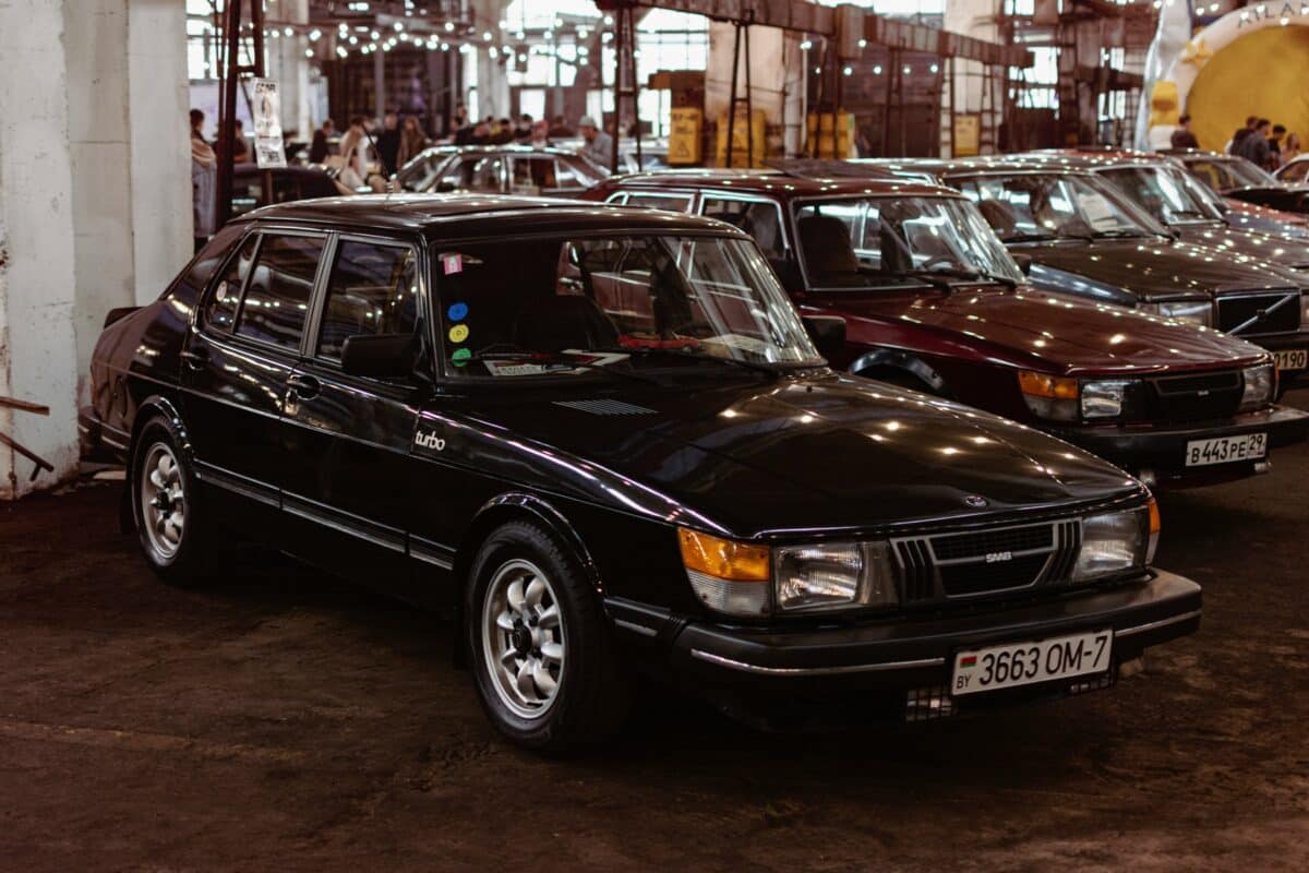 De Saab 900: een tijdloze iconische auto