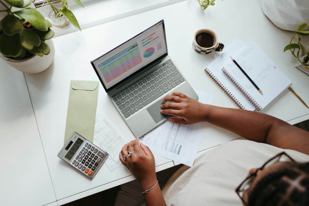 De fundering van je digitale groei: koppel de juiste hosting aan je software Hosting software